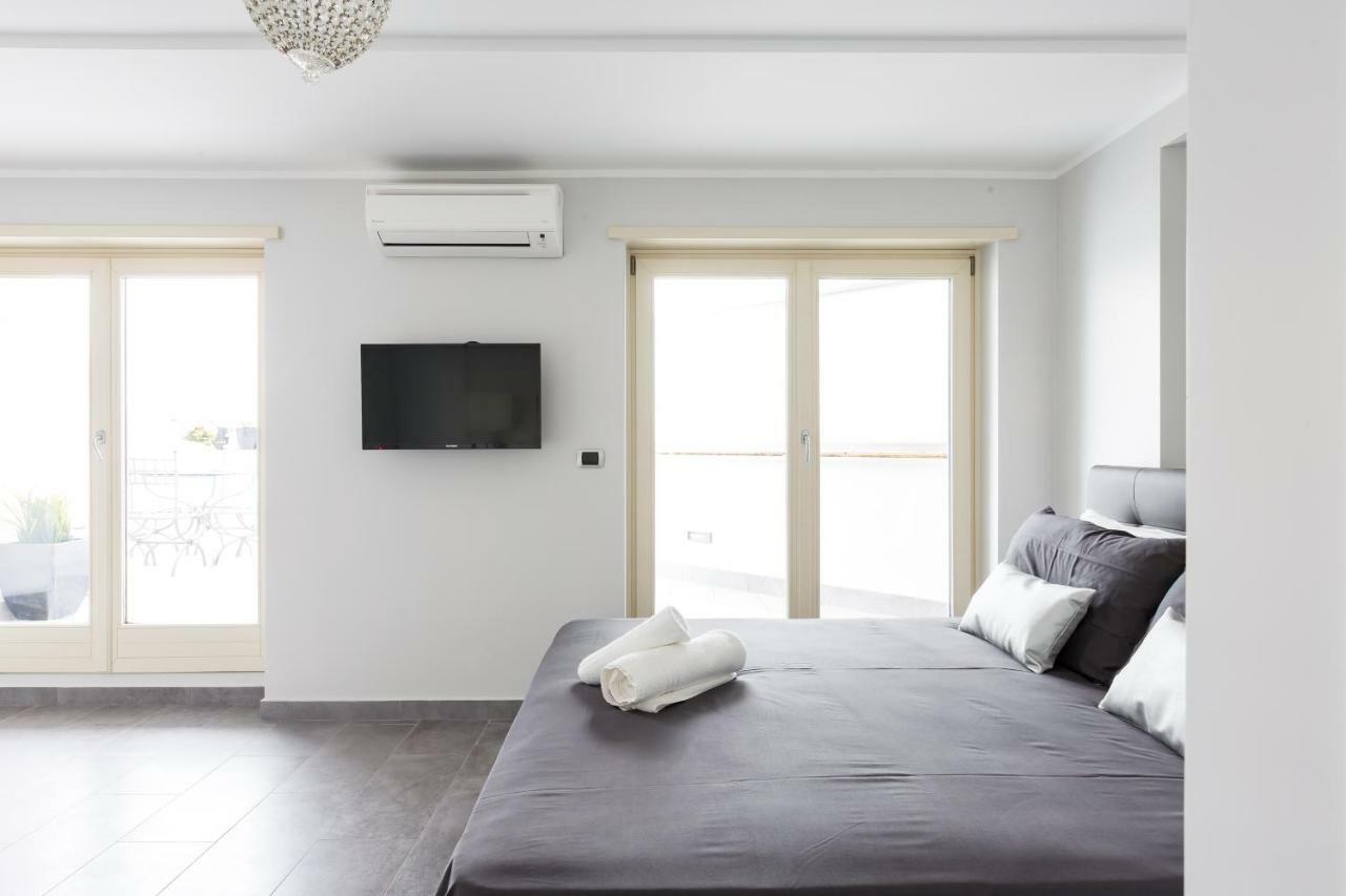 Penthouse 40 In Trastevere With Seasonally Jacuzzi Rome Luaran gambar